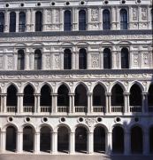 Palazzo Ducale Court 3
