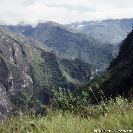Baliem Gorge (Click for next image)