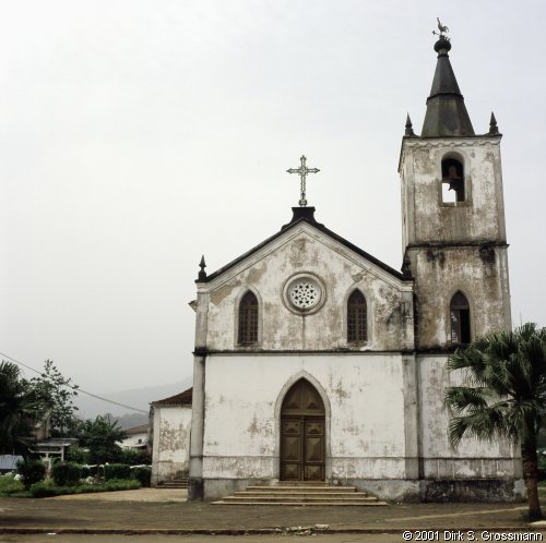Church of Santo António (Click for next image)
