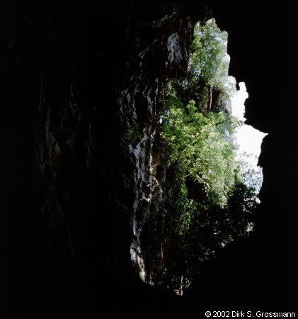Grotte du Diable (Click for next image)