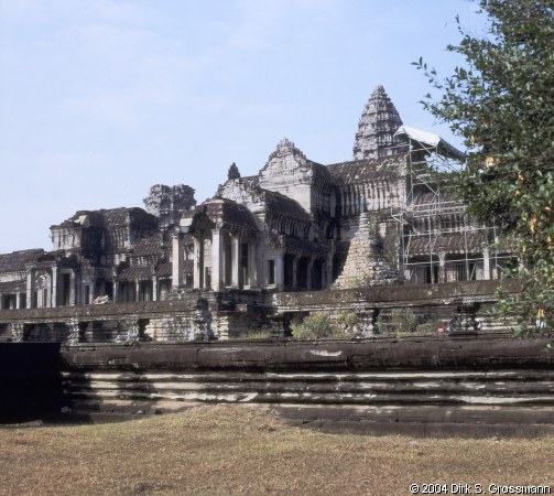 Angkor Wat East 1 (Click for next image)