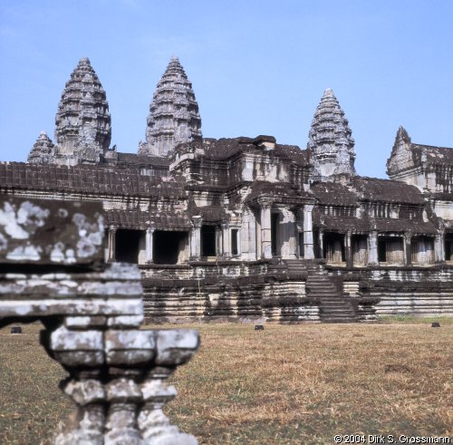 Angkor Wat East 3 (Click for next image)