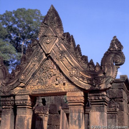 Banteay Srei 6 (Click for next image)