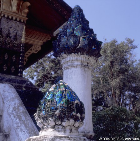 Wat Xieng Thong 8 (Click for next image)