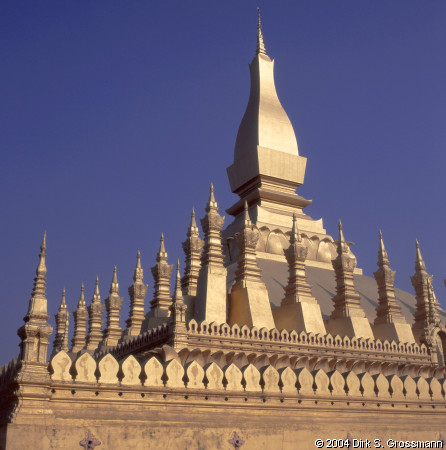 That Luang Stupa 4 (Click for next image)