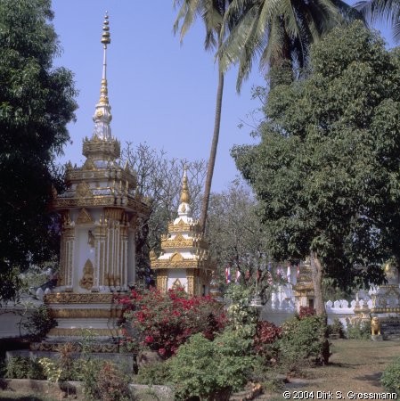 Wat Sisaket 2 (Click for next image)