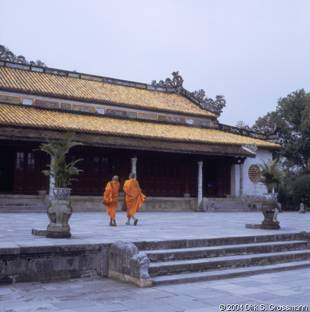 Monks at Thai Hoa Palace 2 (Click for next image)