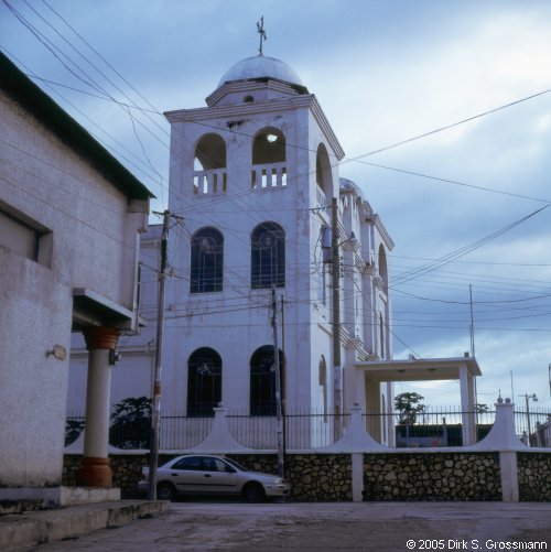 La Iglesia (Click for next image)