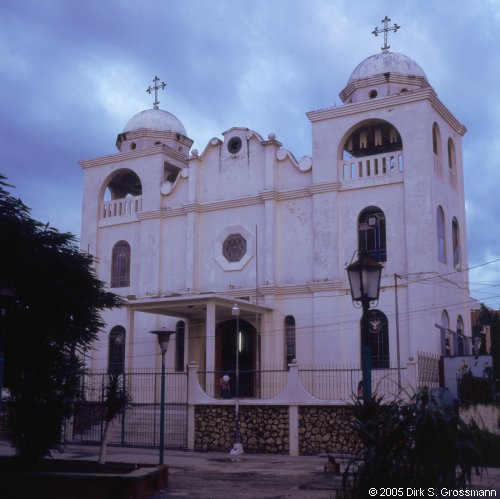 La Iglesia 2 (Click for next image)