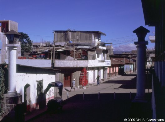 Santiago Atitlán 3 (Click for next image)