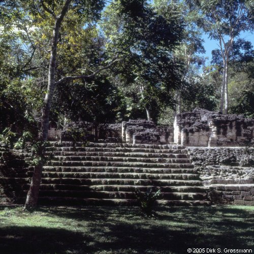 Templo del Talud Tablero (Click for next image)