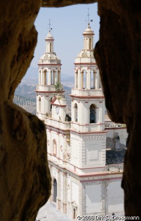 Iglesia La Incarnación through the Castle (Click for next group)