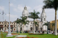 La Catedral de Lima en la Plaza de Armas