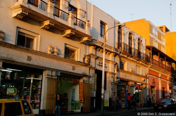 Calle San Francisco (Click for next image)