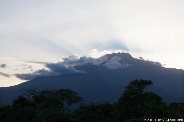 Mount Meru (Click for next image)