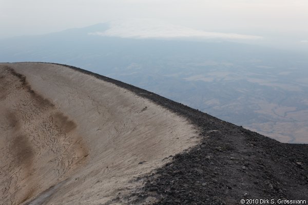 Ol Doinyo Lengai Crater (Click for next image)