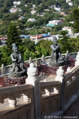 Po Lin Monastery (Click for next image)