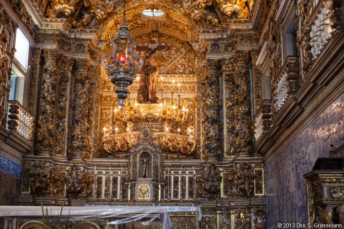 Interior of Igreja de São Francisco (Click for next image)