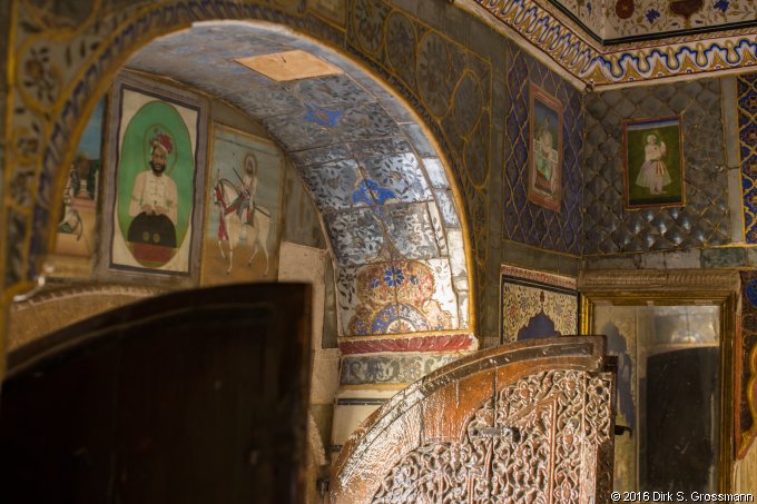 Nathmal ki Haveli Interior (Click for next image)