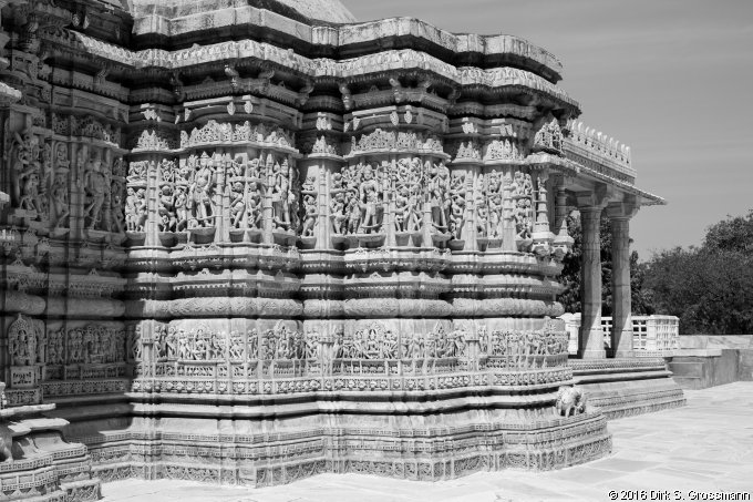 Parshvanatha Temple (Click for next image)