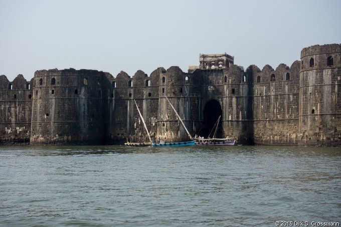 Gate of the Janjira Sea Fort (Click for next image)