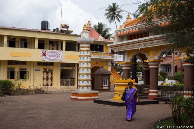 Shri Mahalakshmi Temple (Click for next image)