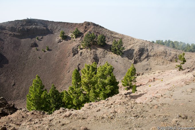 Volcán de la Deseada (Click for next image)