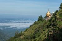 Kyaikhteeyoe Pagoda from a Distance