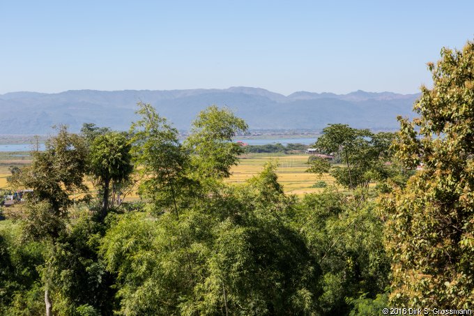 Inle Lake from the Thale-U Monastery (Click for next group)