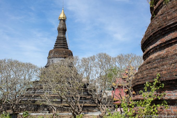Zina Man Aung Pagoda (Click for next image)