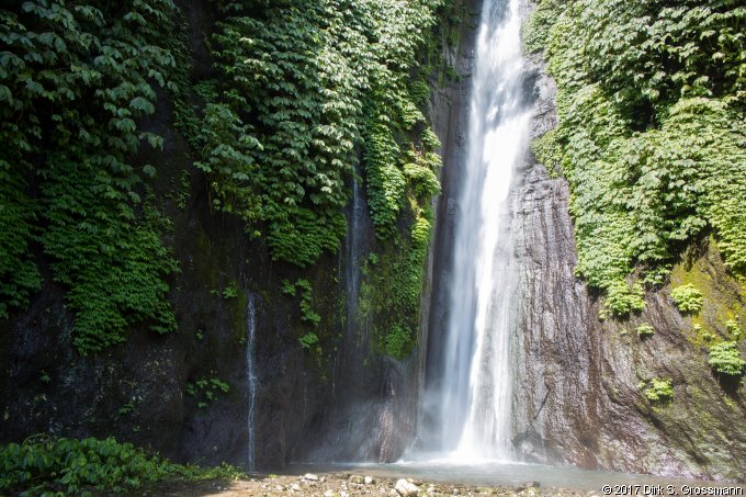 Munduk Waterfall (Click for next image)
