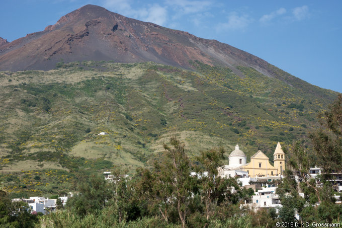 Stromboli with Volcano (Click for next group)