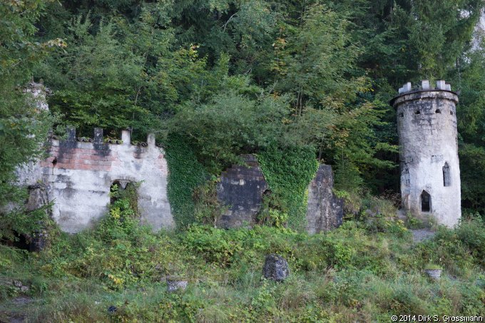 Ruin at Wolfsee (Click for next image)