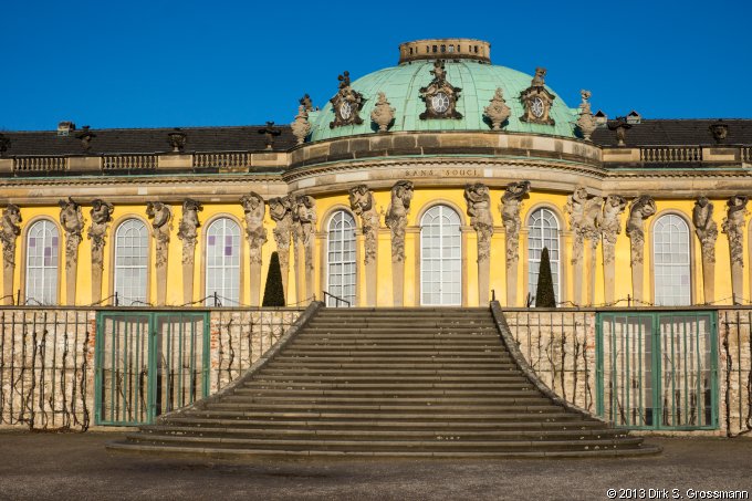 Schloss Sanssouci (Click for next image)